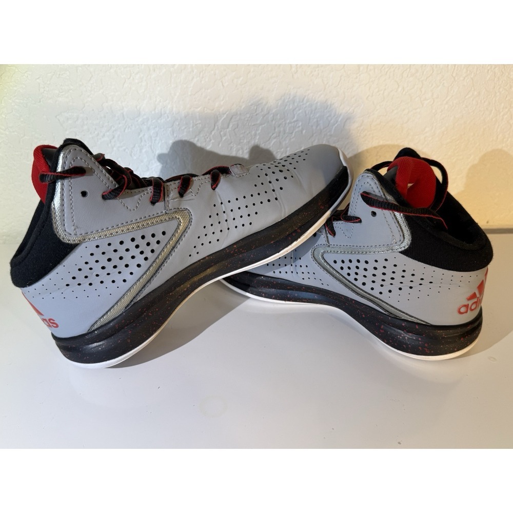 Adidas Basketball Shoes Sneakers Size 5.5 LVL029002 Gray, Red, Black - Picture 3 of 5